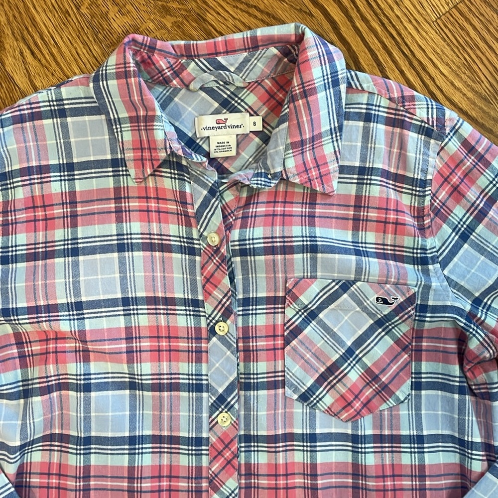 Women’s Vineyard Vines Button Down/Button Up Shirt. Size 8. - Picture 4 of 11
